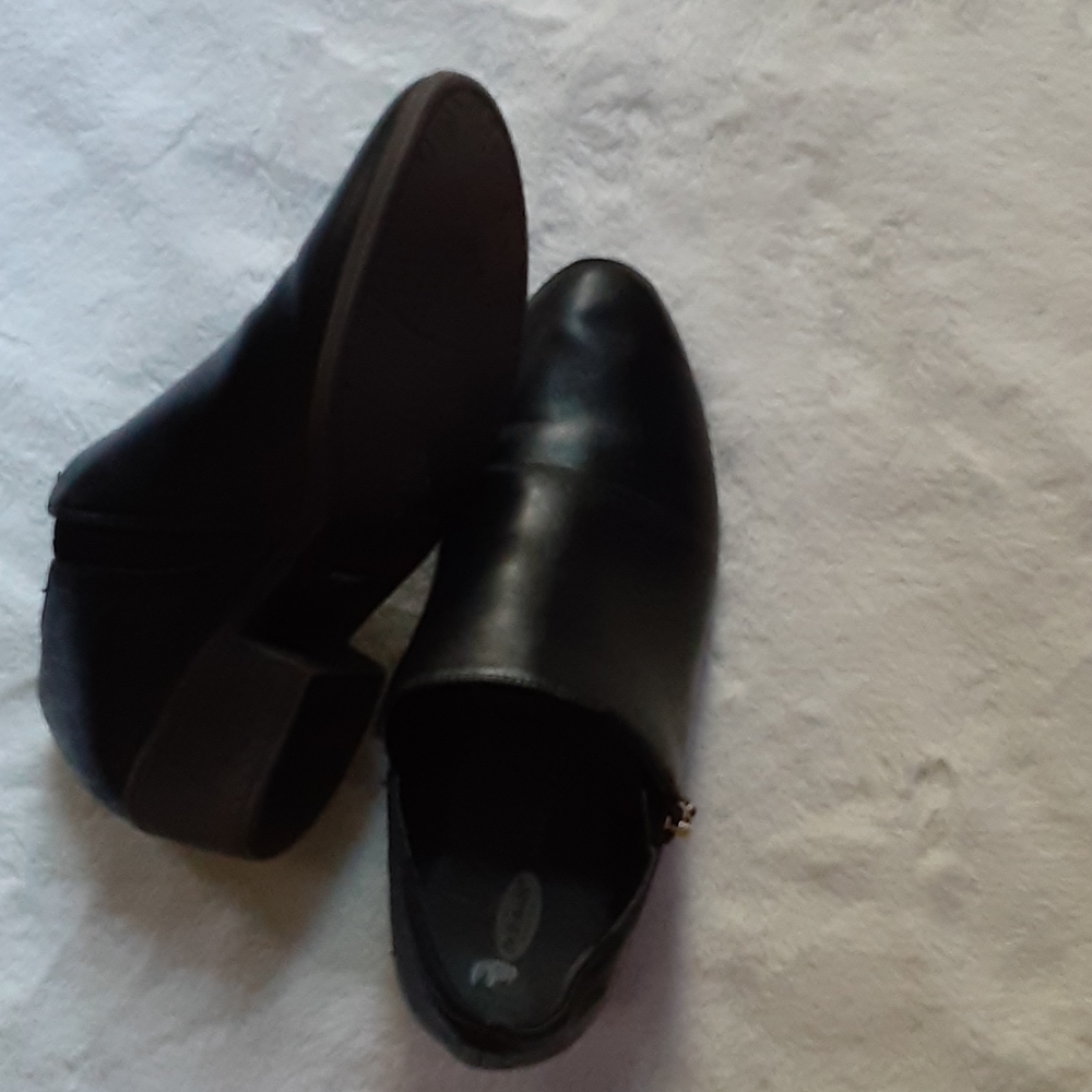 Dr.Sholl's shoe's